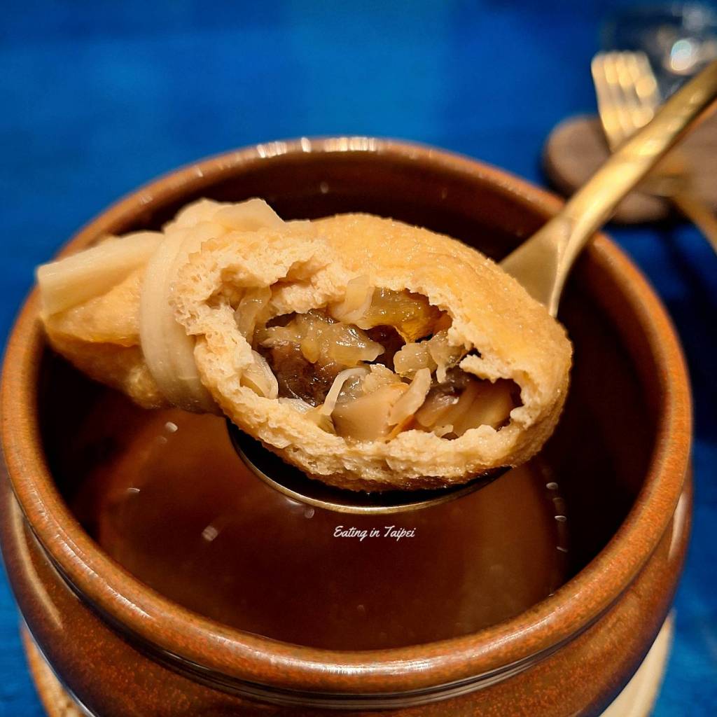 Silks Place Tainan Infinity Buddha jumps over the wall 3