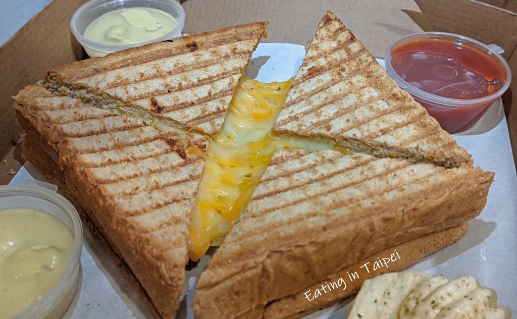 taipei restaurant the three idiots set cheese toastie 2